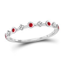  10k White Gold Womens Round Ruby Dot Flower Stackable Band Ring 1/12 Cttw