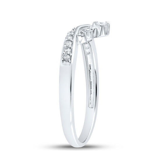 10k White Gold Womens Round Diamond Chevron Band Ring 1/8 Cttw